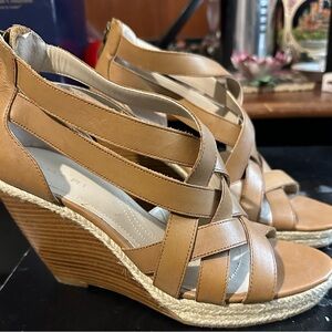 Tahari Leather Strappy Wedge Sandals, Janice,Excellent Worn Once, Size 8.5